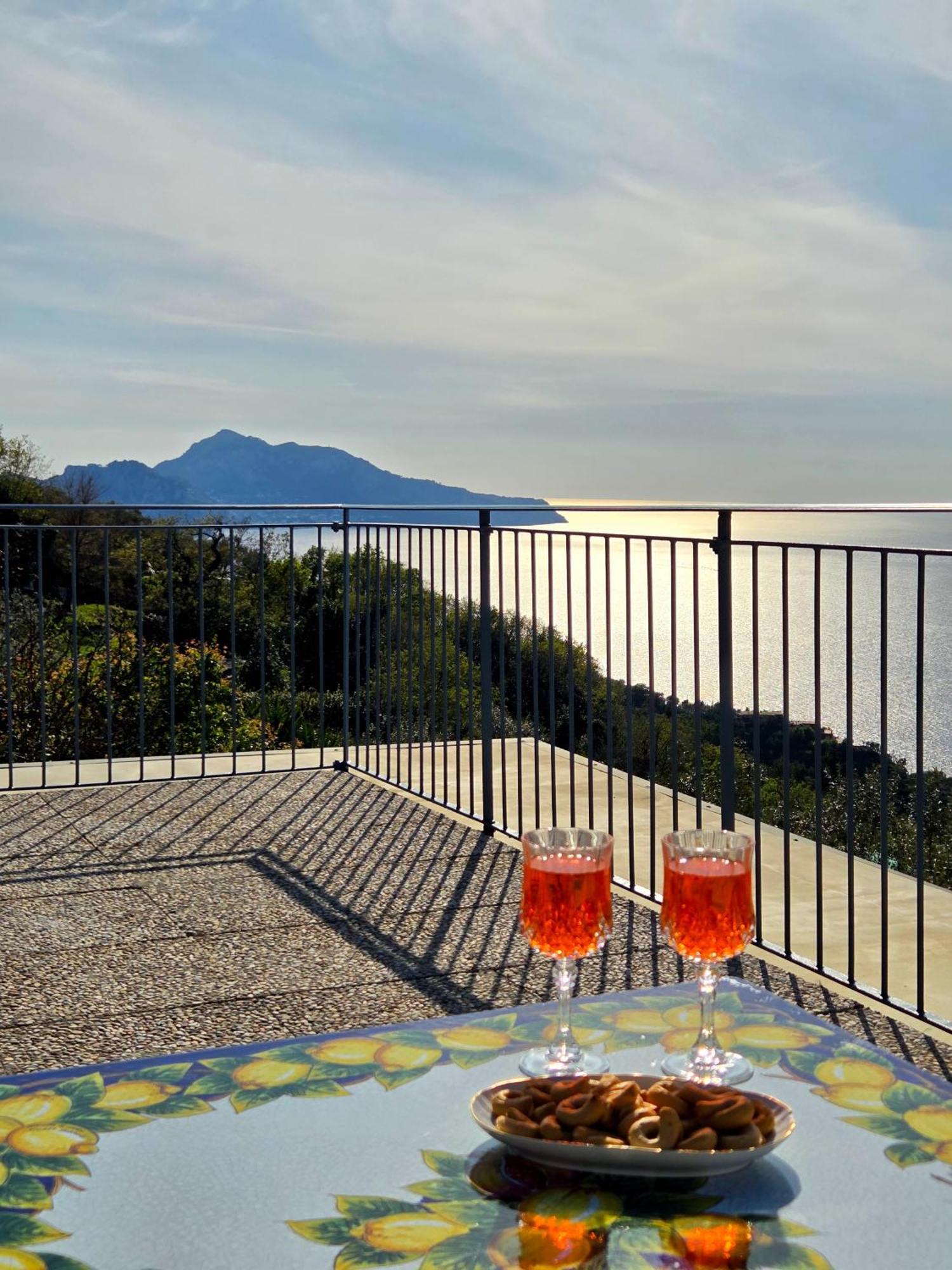 Sun & Relax, Relaxing Location With Seaview Villa Massa Lubrense Eksteriør bilde